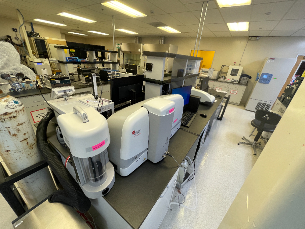 Image of Beckman Coulter LS 13 320 XR Particle Size Analyzer System with ULM and DPS